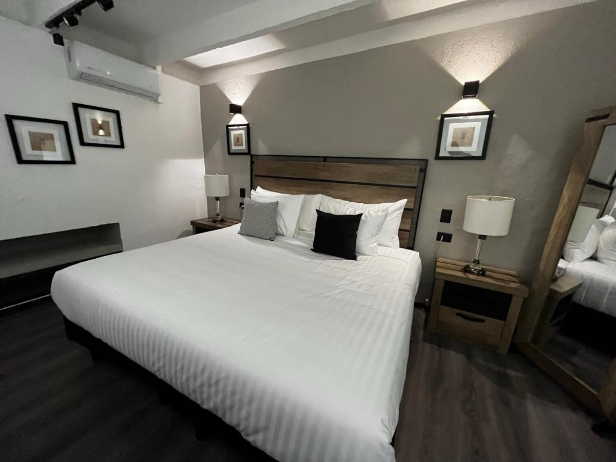 Solsticio 212 Aparthotel โชลูลา ภายนอก รูปภาพ